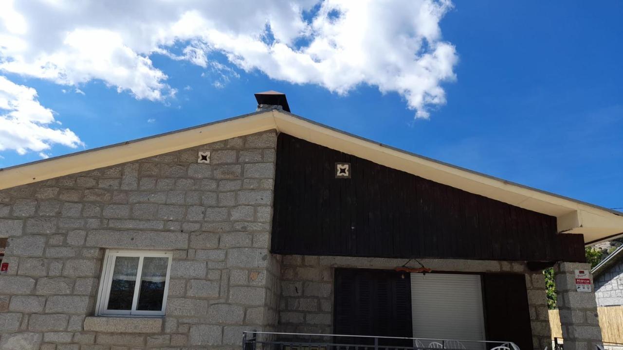 Casa rural El Abuelo Arturo Becerril de la Sierra Exterior foto